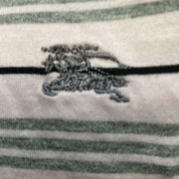 Tops - Picture 2 of 4